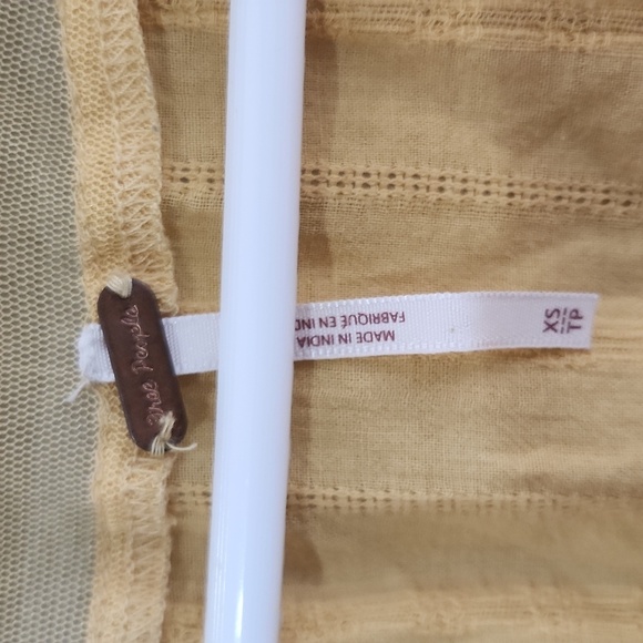 Free People Blouse Womens Extra Small Oberoi Babydoll Top Yellow Lace Y2K Boho - Picture 2 of 10